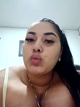 Snapshot of MilaaRooy chatting on September 11, 2:44 am MilaaRooy online show from September 11, 2:44 am