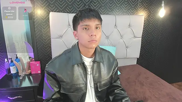 Thiago Kozak online show from February 11, 1:16 pm