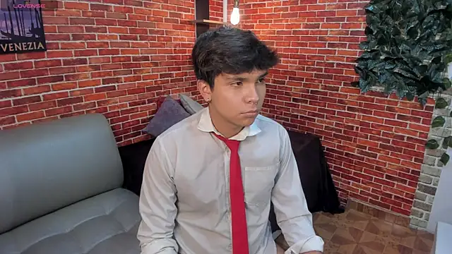 Snapshot of Thiago_Kozak chatting on July 16, 12:55 pm Thiago Kozak online show from July 16, 12:55 pm