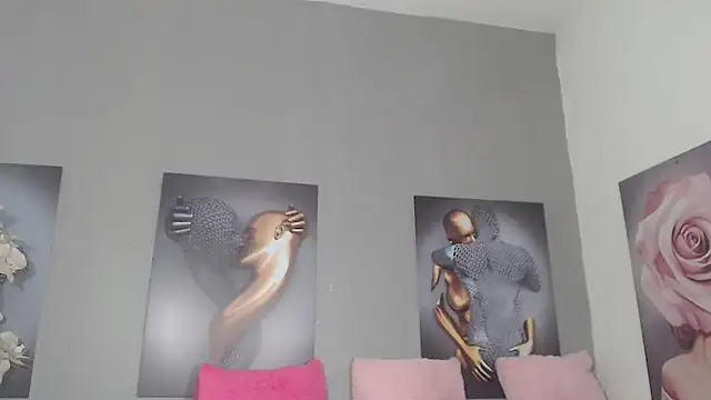 Snapshot of AntonellaBlanc chatting on July 15, 4:51 am AntonellaBlanc online show from July 15, 4:51 am