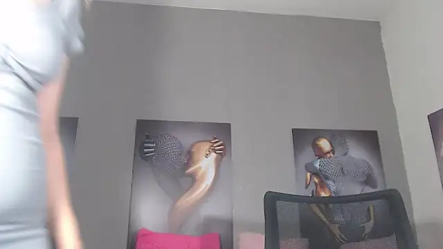 Snapshot of AntonellaBlanc chatting on July 28, 5:14 am AntonellaBlanc online show from July 28, 5:14 am