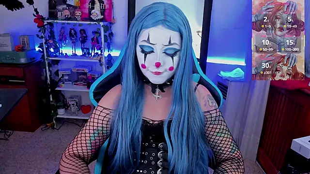 Snapshot of Makii_33 chatting on November 12, 9:47 pm Makii 33 online show from November 12, 9:47 pm