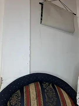 Hanna Kieran online show from November 8, 3:34 pm