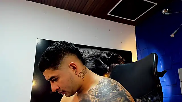 king falconer online show from November 19, 1:16 am