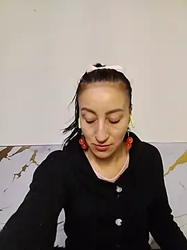 Snapshot of Oriana111 chatting on June 2, 3:08 am Oriana111 online show from June 2, 3:08 am