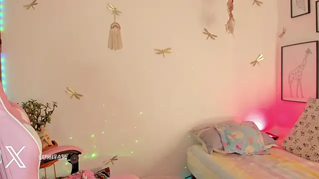 princessluna 19 online show from June 12, 10:08 pm