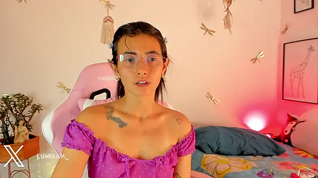 princessluna 19 online show from July 12, 9:39 pm