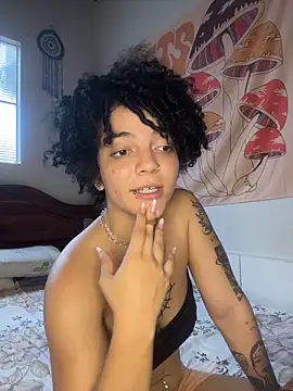 CamillyBlum online show from December 4, 9:34 pm