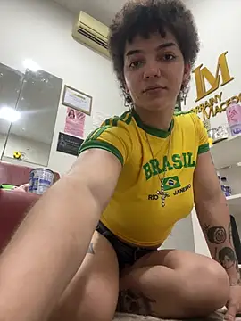 Snapshot of CamillyBlum chatting on June 19, 11:41 pm CamillyBlum online show from June 19, 11:41 pm