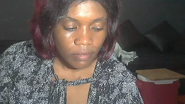 sexythae32 online show from November 16, 2:00 pm