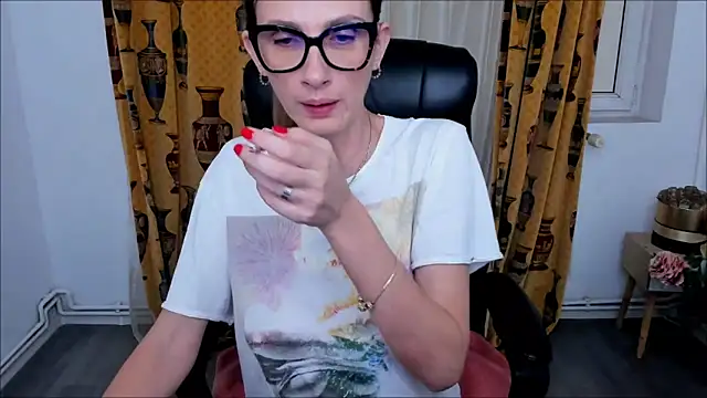 NaughtyWifey1 online show from October 31, 4:46 am