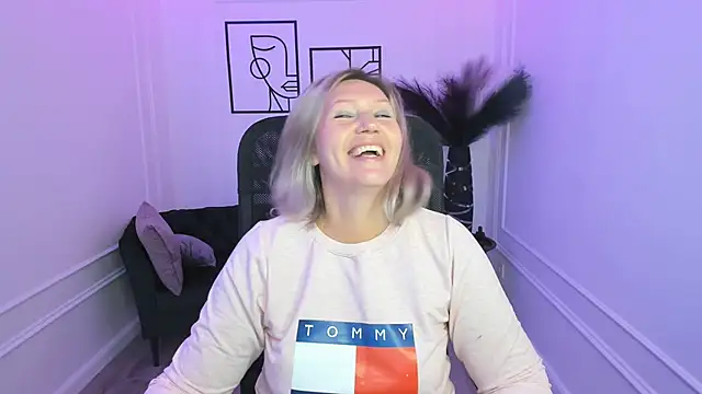 NinaStarle online show from September 11, 4:34 am