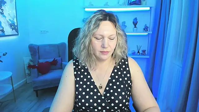 NinaStarle online show from May 1, 4:28 am