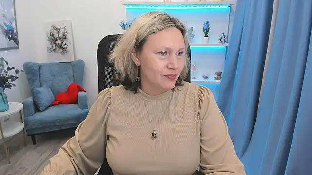 Snapshot of NinaStarle chatting on May 31, 6:09 pm NinaStarle online show from May 31, 6:09 pm