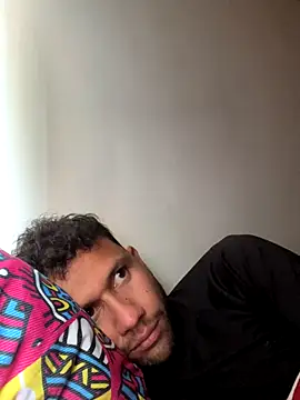 Snapshot of Michaell_Spinelly chatting on September 11, 5:24 pm Michaell Spinelly online show from September 11, 5:24 pm