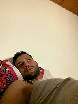 Snapshot of Michaell_Spinelly chatting on September 12, 11:26 pm Michaell Spinelly online show from September 12, 11:26 pm