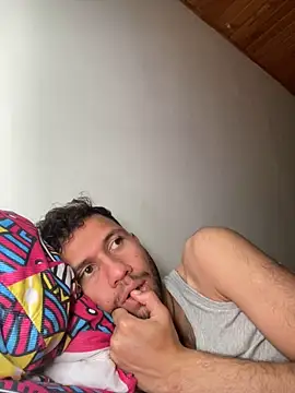 Snapshot of Michaell_Spinelly chatting on September 13, 3:23 pm Michaell Spinelly online show from September 13, 3:23 pm