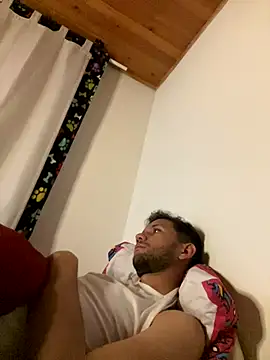 Snapshot of Michaell_Spinelly chatting on September 14, 3:27 am Michaell Spinelly online show from September 14, 3:27 am