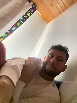 Snapshot of Michaell_Spinelly chatting on September 17, 5:03 pm Michaell Spinelly online show from September 17, 5:03 pm