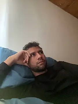 Snapshot of Michaell_Spinelly chatting on September 19, 2:51 pm Michaell Spinelly online show from September 19, 2:51 pm