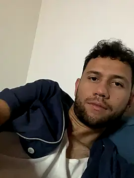 Snapshot of Michaell_Spinelly chatting on September 22, 3:19 am Michaell Spinelly online show from September 22, 3:19 am