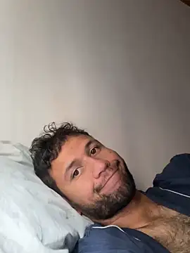 Snapshot of Michaell_Spinelly chatting on September 24, 3:15 pm Michaell Spinelly online show from September 24, 3:15 pm