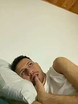 Snapshot of Michaell_Spinelly chatting on October 2, 1:56 am Michaell Spinelly online show from October 2, 1:56 am