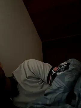 Snapshot of Michaell_Spinelly chatting on October 6, 3:53 pm Michaell Spinelly online show from October 6, 3:53 pm