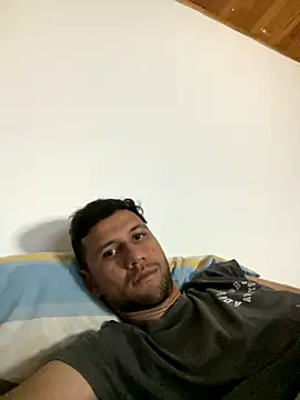 Snapshot of Michaell_Spinelly chatting on November 19, 1:16 am Michaell Spinelly online show from November 19, 1:16 am