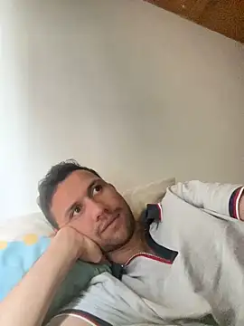 Snapshot of Michaell_Spinelly chatting on November 27, 7:38 pm Michaell Spinelly online show from November 27, 7:38 pm