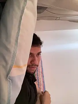 Michaell Spinelly online show from January 6, 3:05 pm