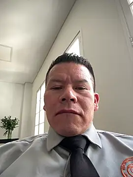 Snapshot of Manu0586 chatting on July 11, 8:11 pm Manu0586 online show from July 11, 8:11 pm