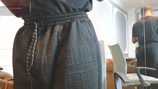 Snapshot of CharlesBrown_ chatting on December 20, 2:02 pm CharlesBrown online show from December 20, 2:02 pm