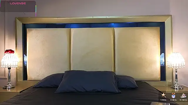 Snapshot of CharlesBrown_ chatting on February 4, 3:51 pm CharlesBrown online show from February 4, 3:51 pm