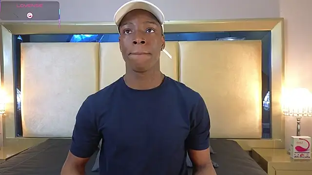 Snapshot of CharlesBrown_ chatting on February 5, 4:22 pm CharlesBrown online show from February 5, 4:22 pm