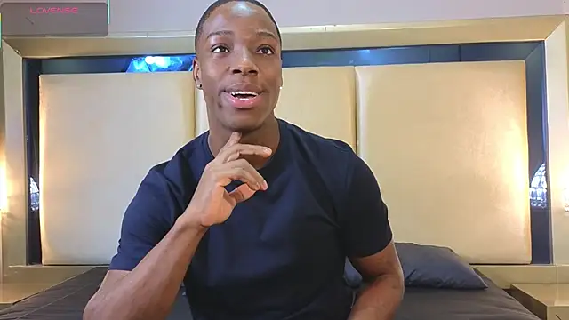 Snapshot of CharlesBrown_ chatting on February 9, 1:15 pm CharlesBrown online show from February 9, 1:15 pm