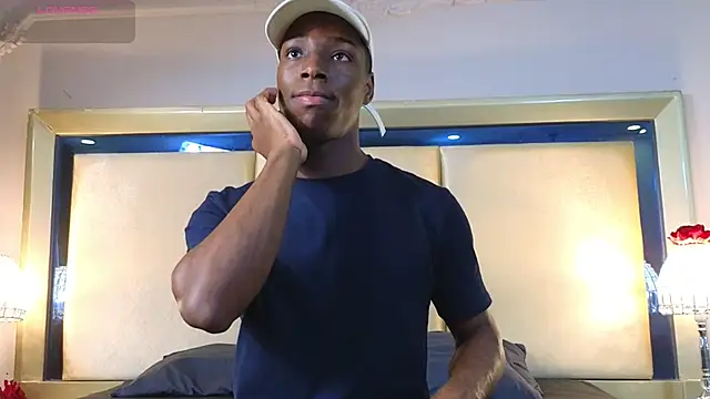 Snapshot of CharlesBrown_ chatting on February 24, 8:07 pm CharlesBrown online show from February 24, 8:07 pm