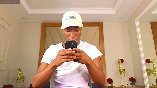 Snapshot of CharlesBrown_ chatting on May 30, 10:18 pm CharlesBrown online show from May 30, 10:18 pm