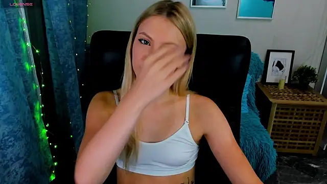 KatherineePierce online show from September 14, 1:54 pm