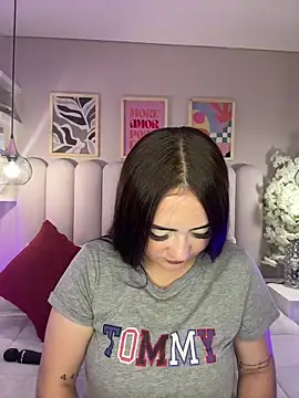 Snapshot of Valeria_carter chatting on October 5, 12:58 pm Valeria carter online show from October 5, 12:58 pm