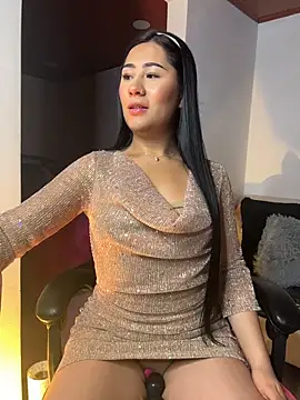 evelyn ch  online show from March 25, 11:16 am