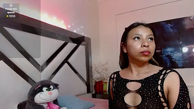 samara selene online show from March 16, 7:07 pm