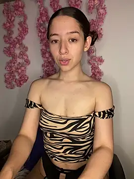 -rosi online show from June 10, 1:39 am
