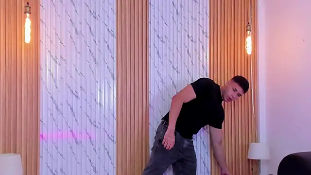 thomas walker0 online show from October 25, 11:29 am