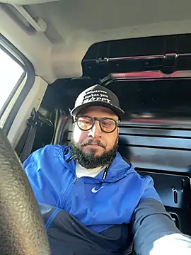 Snapshot of ariseen chatting on March 14, 7:47 am ariseen online show from March 14, 7:47 am