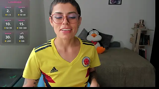 Snapshot of natt_op chatting on October 28, 9:39 pm natt op online show from October 28, 9:39 pm