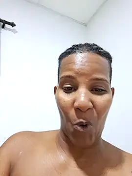 Snapshot of VikysDavis chatting on October 7, 3:25 am VikysDavis online show from October 7, 3:25 am