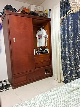 Snapshot of VikysDavis chatting on October 9, 3:04 am VikysDavis online show from October 9, 3:04 am