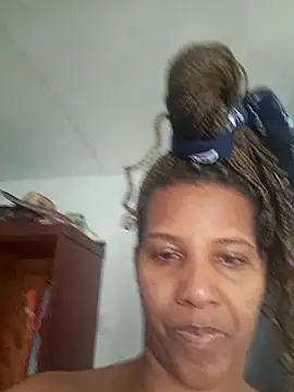 Snapshot of VikysDavis chatting on March 17, 8:56 pm VikysDavis online show from March 17, 8:56 pm