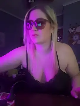 Granlady7 online show from January 19, 5:00 am